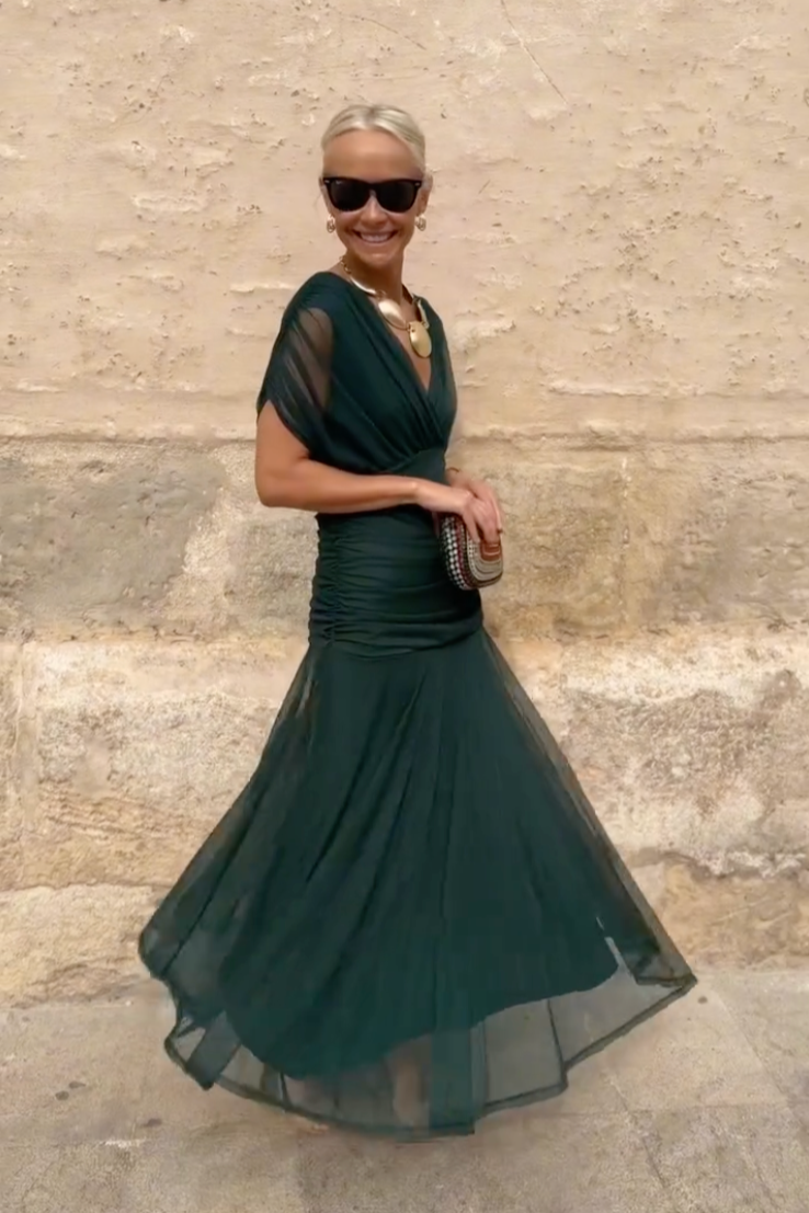 Louise | Elegancka sukienka maxi na przyjęcie z dekoltem w serek